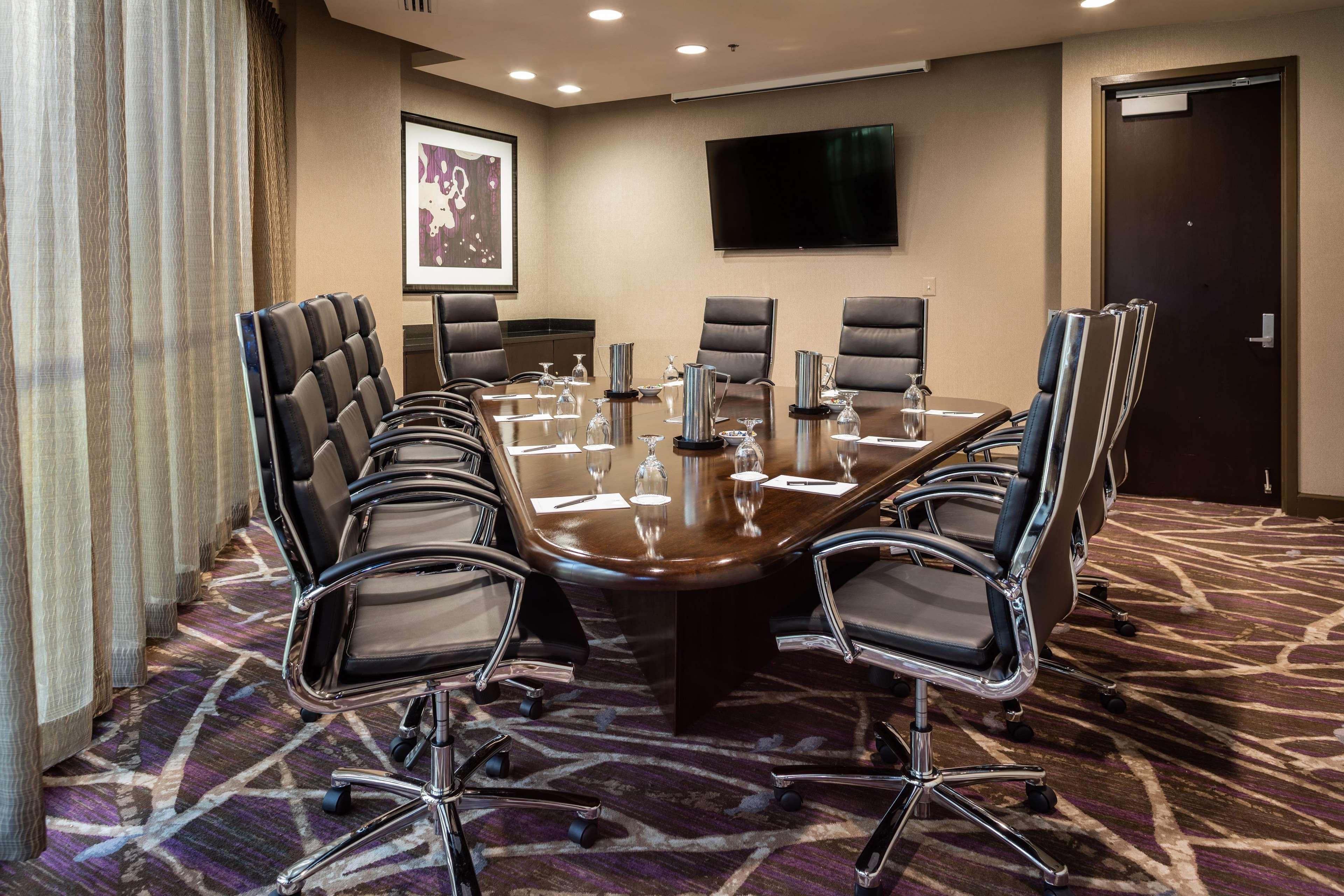 Embassy Suites By Hilton Crystal City National Airport Arlington Eksteriør billede
