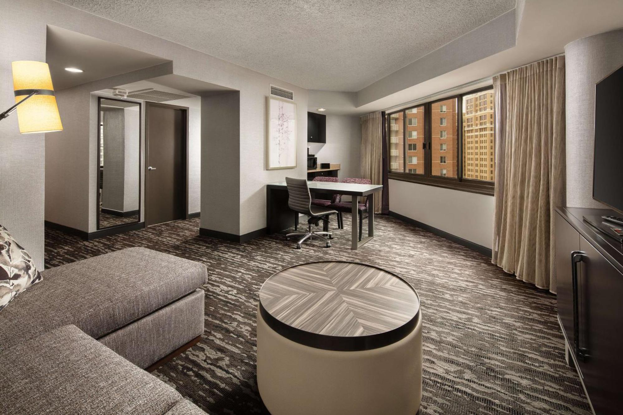 Embassy Suites By Hilton Crystal City National Airport Arlington Eksteriør billede
